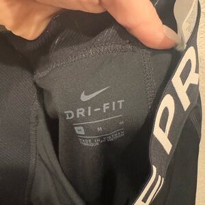 Women’s Nike Pro leggings